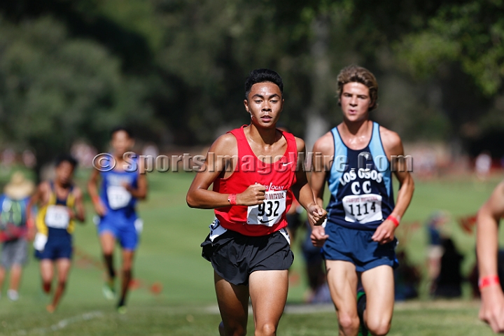 2014StanfordD1Boys-066.JPG - D1 boys race at the Stanford Invitational, September 27, Stanford Golf Course, Stanford, California.